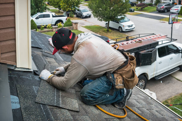 Professional Roof Installation technician working in Leighton, IA